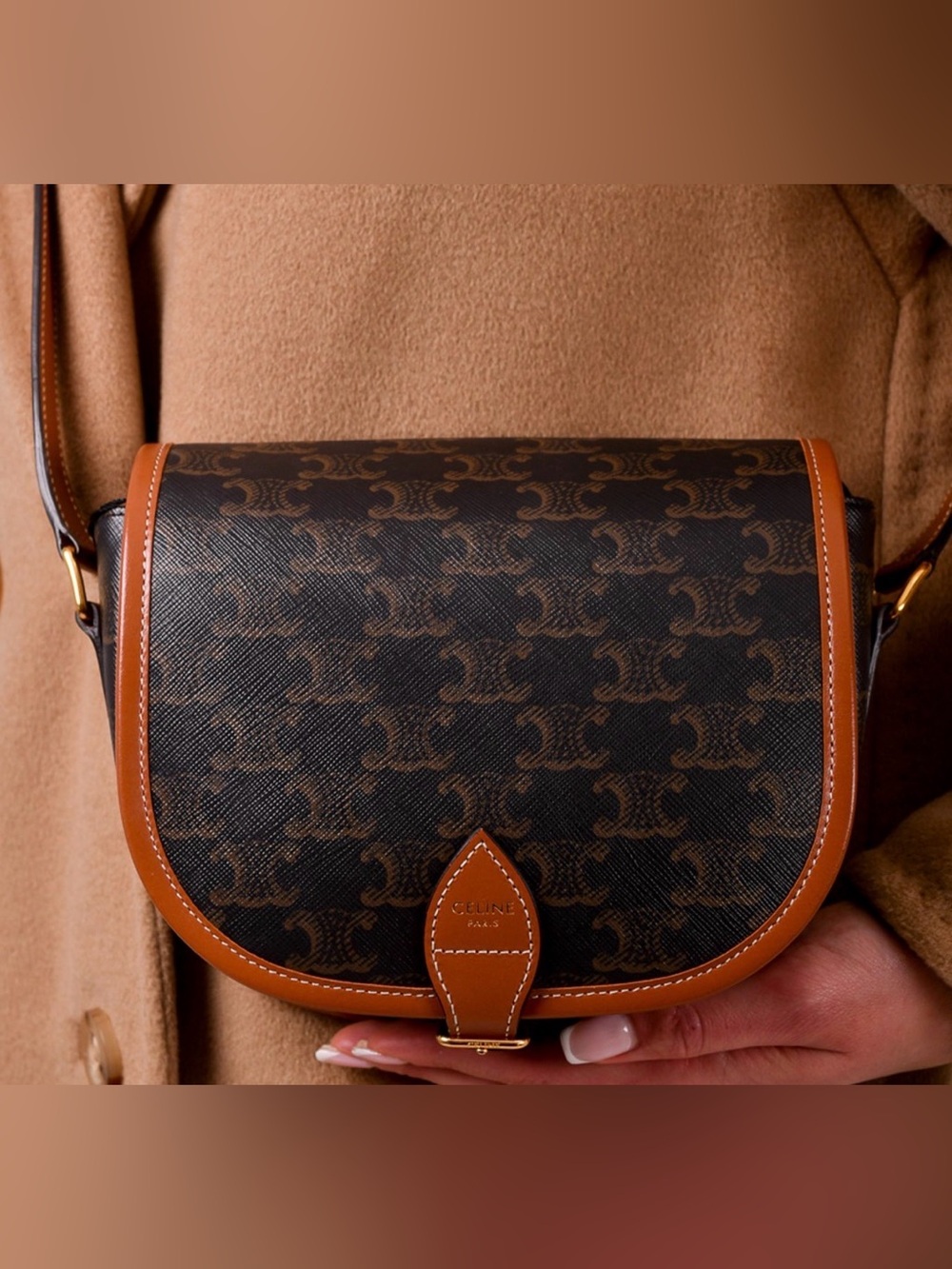 CELINE Medium Folco Bag